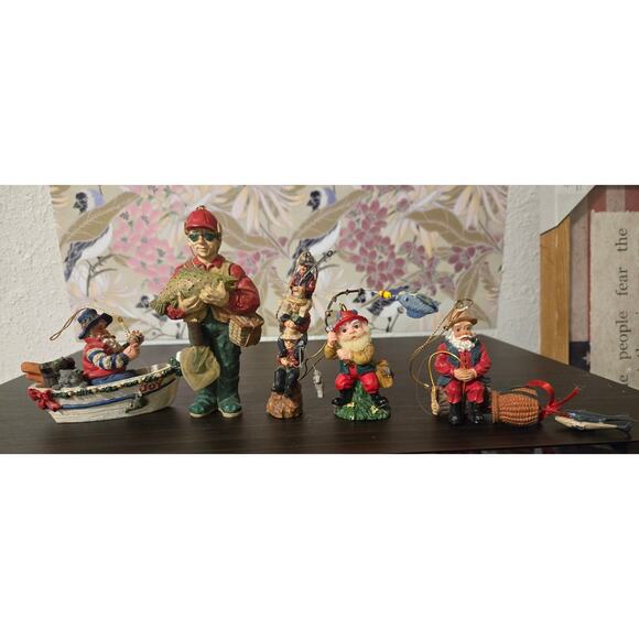 Five fishing ornaments - Picture 1 of 5